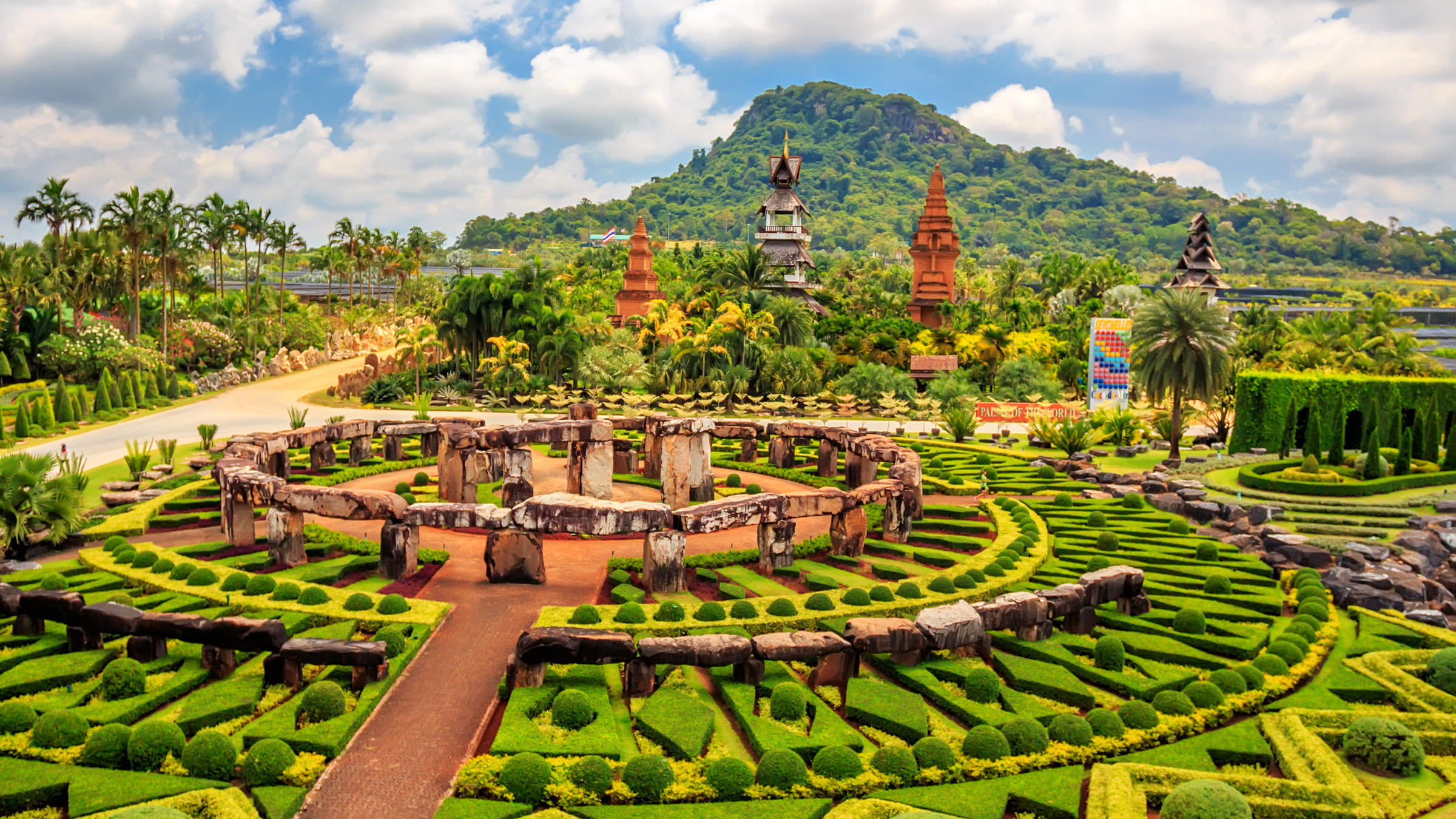 Тропический парк Nong Nooch - сад орхидей Нонг Нуч в Паттайе, Тайланд