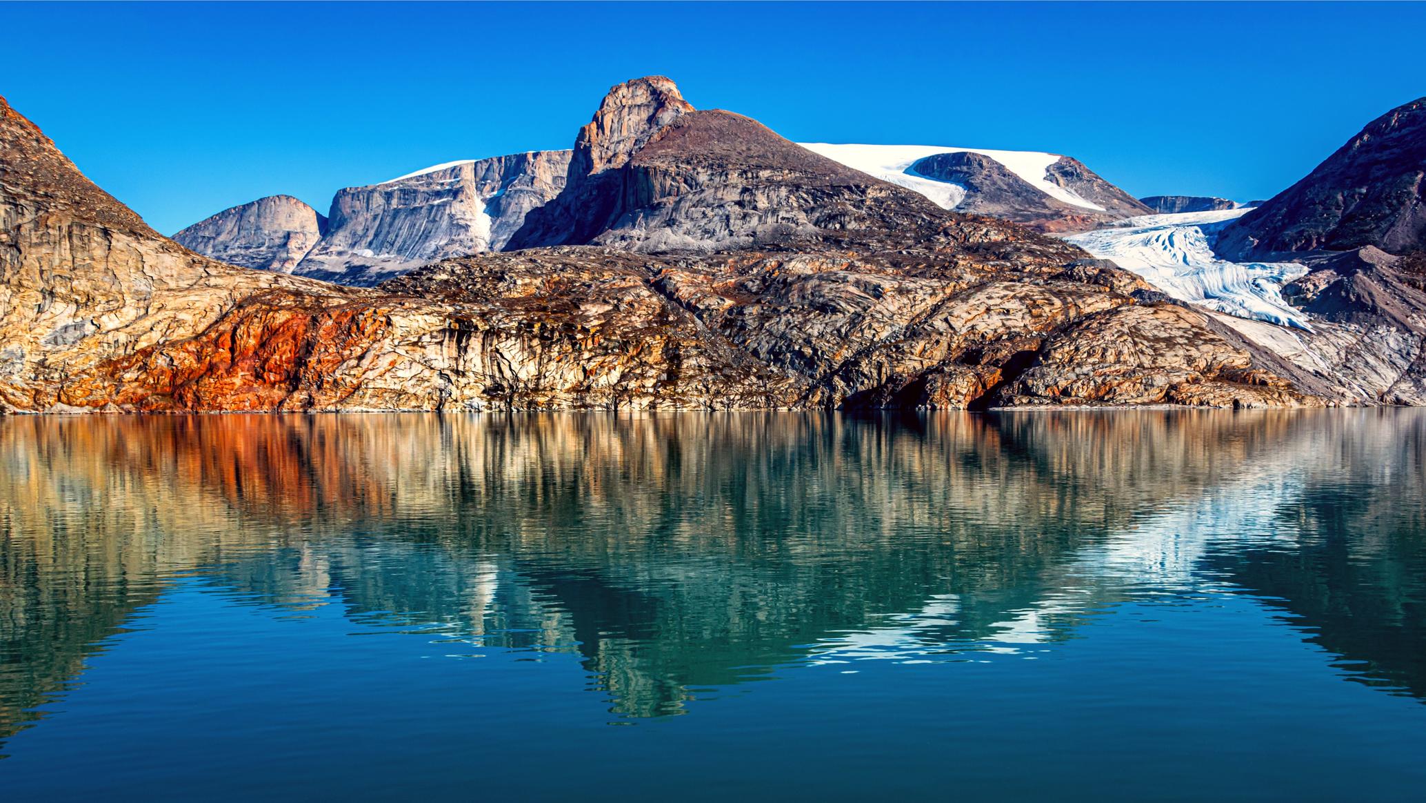 Nunavut Canada Travel Guide Planet of Hotels