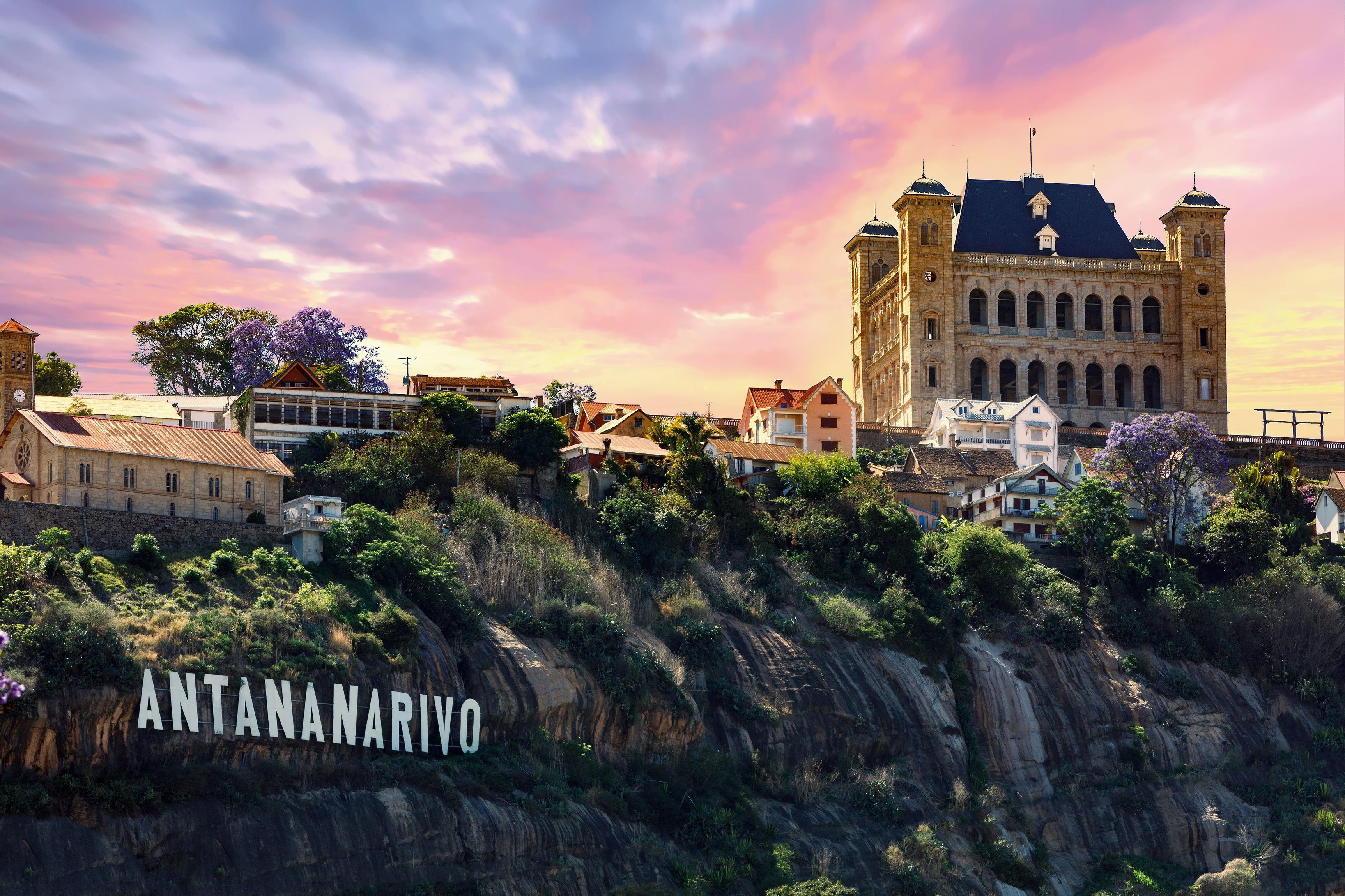 antananarivo-gu-a-por-la-ciudad-planet-of-hotels
