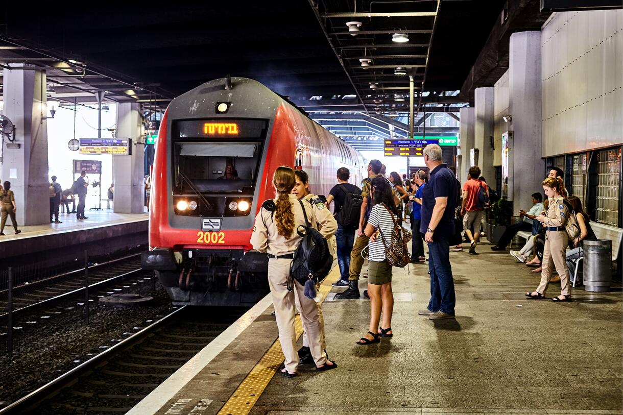 [Image: railway-station.jpg]