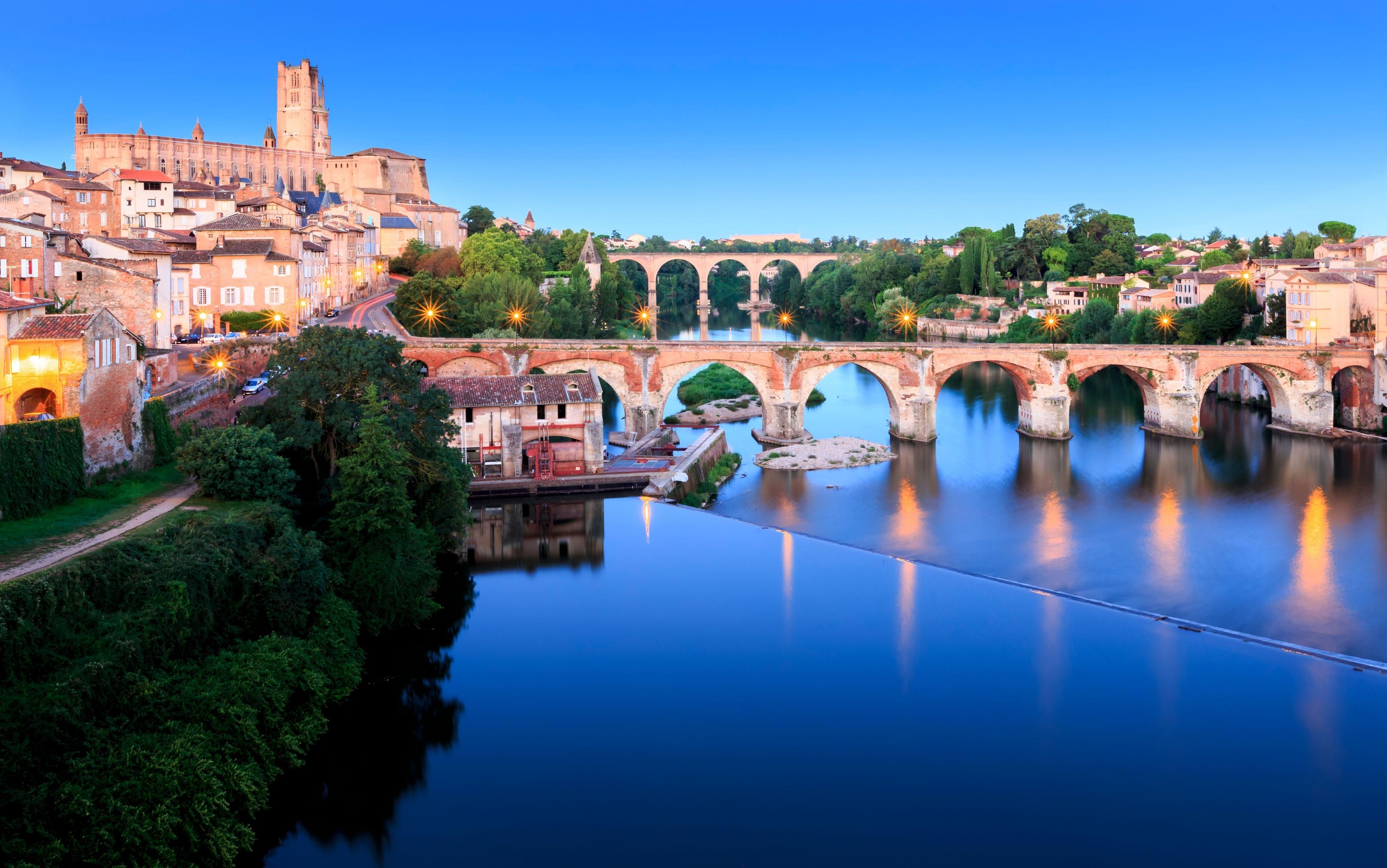 Toulouse