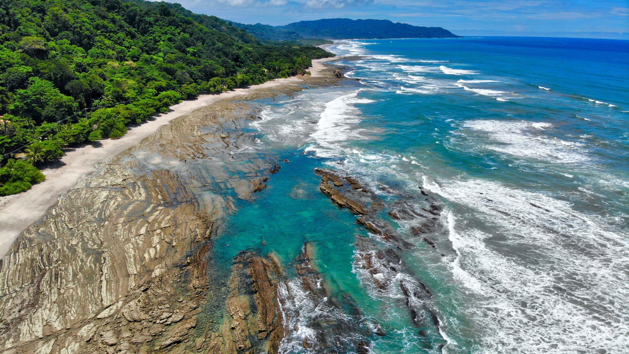 Sea of Wonders: The 14 Best Beaches in Costa Rica for the Luxury‑Minded Traveler 4 Santa Teresa — Tourist Guide | Planet of Hotels