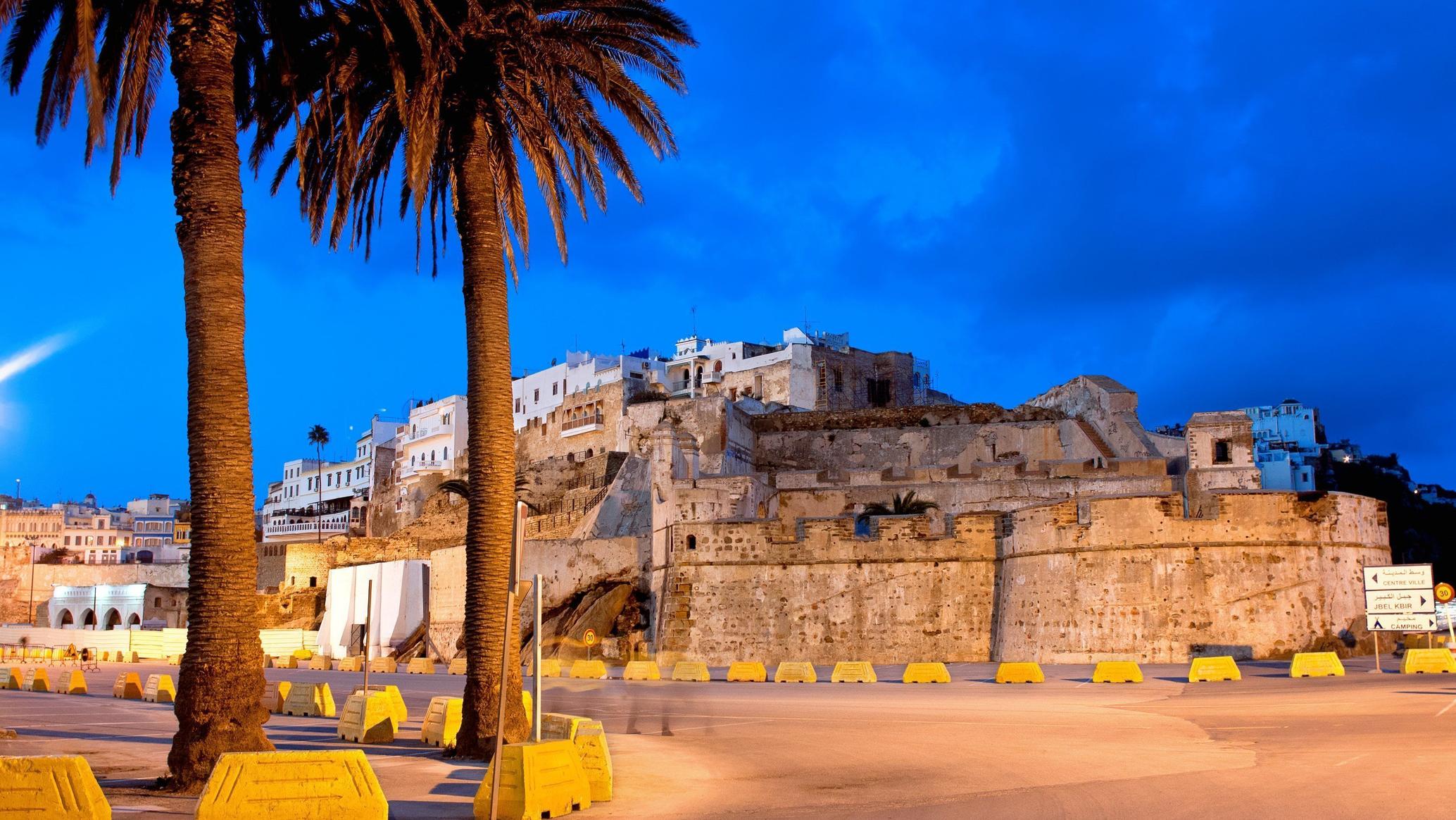 Qué ver en Tánger en un día: Cómo ir desde Barcelona en tren, bus y barco –  Tren de viajes, image size:2068x1164